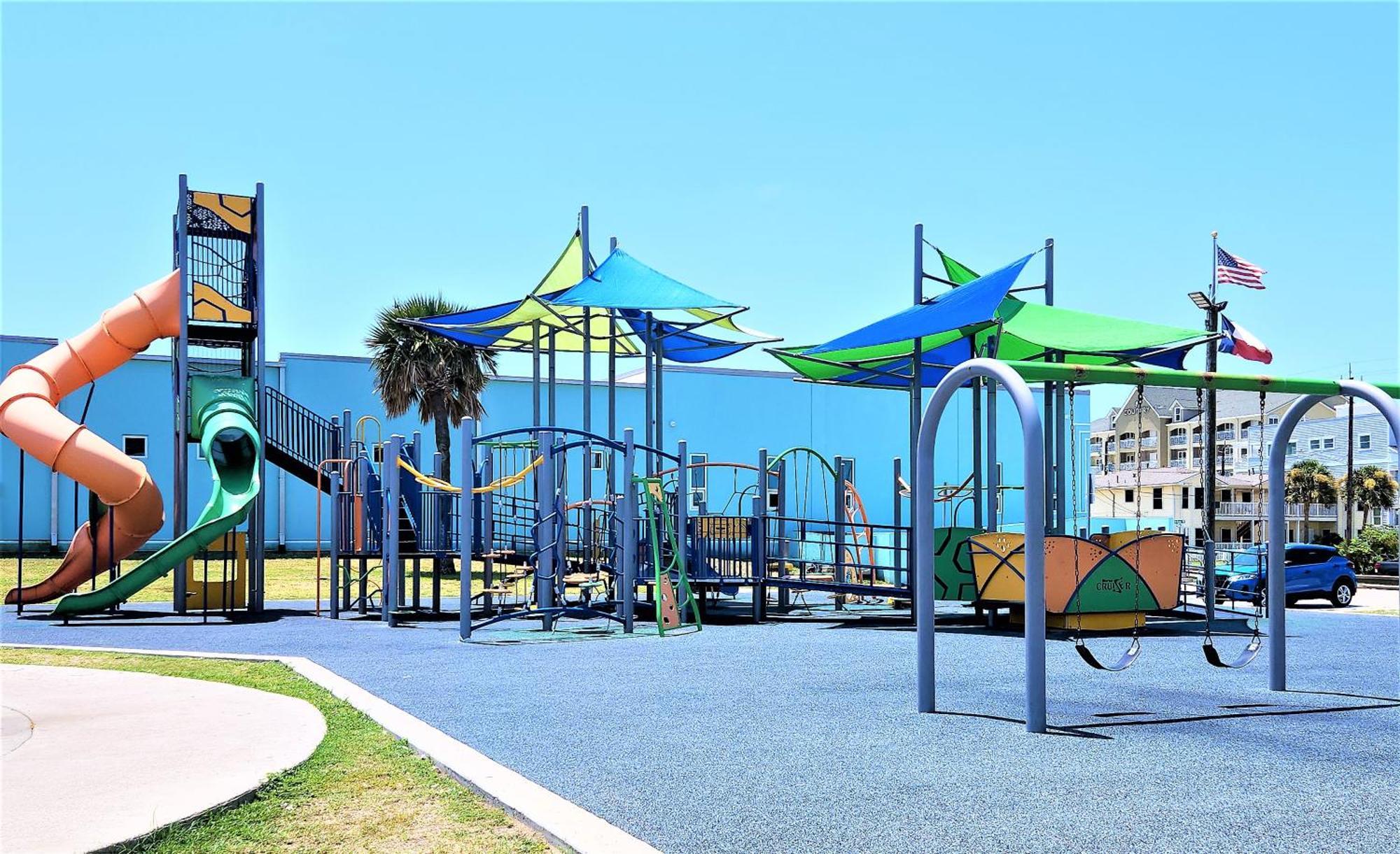Casaazul-2605A-Couples Retreat By Beach & Pleasure Pier 1 Block Away- 2Bed 2Bath- 7 Minutes To Cruise Terminal Galveston Zewnętrze zdjęcie